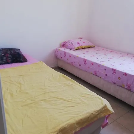House With Garden In Hotel *